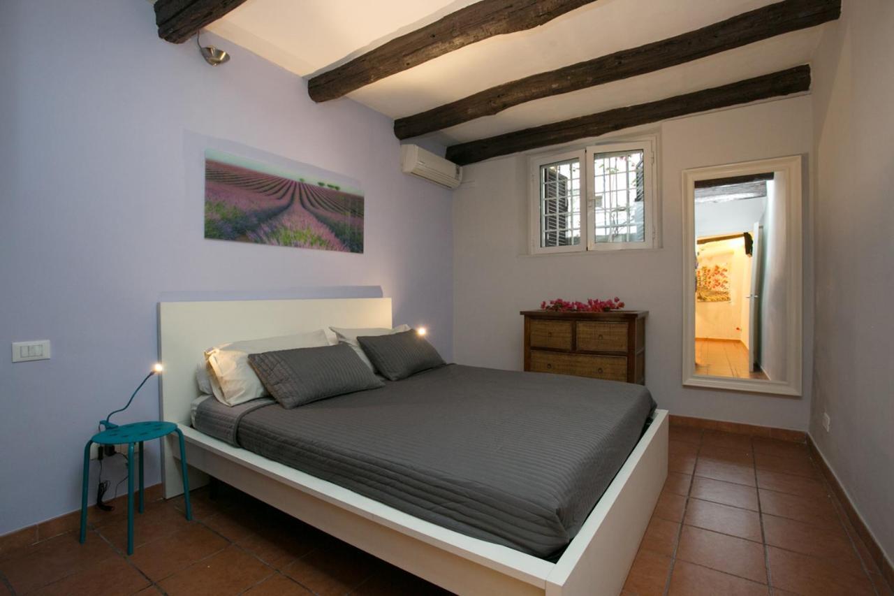 Vaticanhouse Rome Room photo